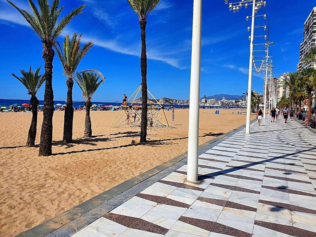 First Line Beach Beautiful Two Bedrooms Benidorm Dış mekan fotoğraf
